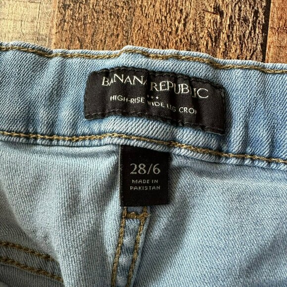 Banana Republic Women's 6 High Waisted Wide Leg Cropped Trousers in Medium Blue - Picture 5 of 7